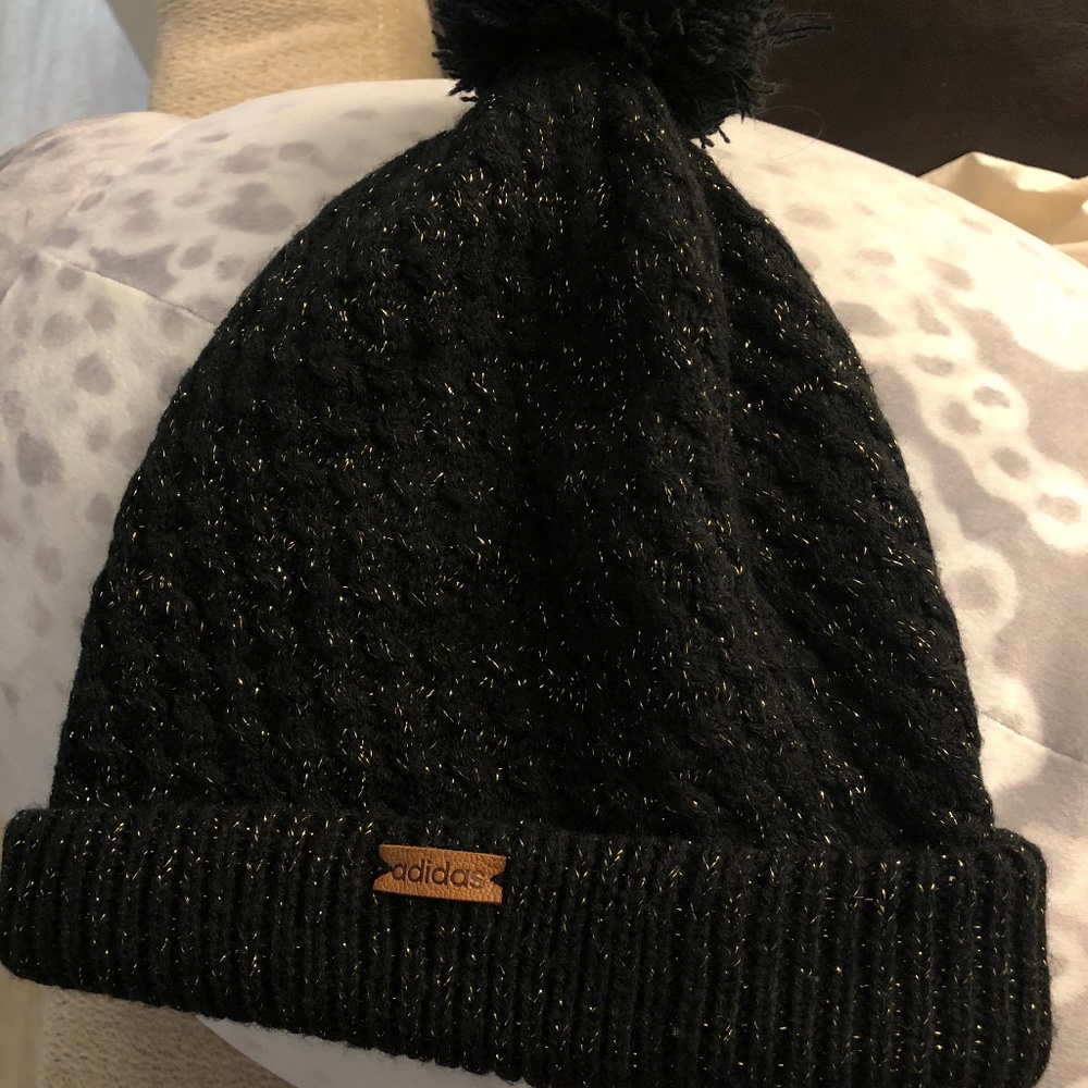 Adidas beanie